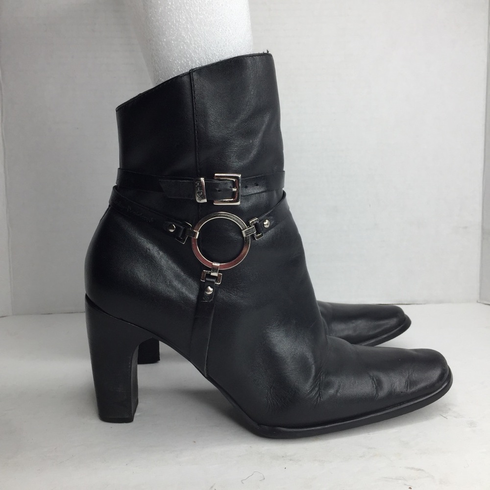 Harley Davidson WMN Sz/6 Black Leather Side Zip Heeled  Ankle Boots